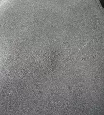 두번 입었는데 보풀 일어나는 원단으로 바지를 만들어 파네요?
