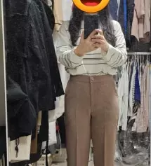 작년에 검정색 구매했다가 바지가 너무 편해서 밝은 색으로 재구매했어요~ 봄에 잘 입을