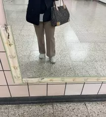 평이 좋아서 구입했는데 정말 편해서 데일리로 입기 좋겠어요
