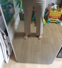 슬랙스는 하비L로 주문하니 잘 맞고 좋았는데.. 이 바지는 팬티라인표시나고 조이네요.