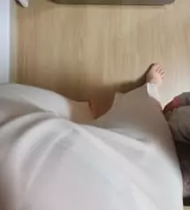 슬랙스는 하비L로 주문하니 잘 맞고 좋았는데.. 이 바지는 팬티라인표시나고 조이네요.