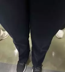 옛날에 비하면 소재가 조금 다르네요.. 옷은 신축성 좋은데 예전 소재랑 다른게 아쉬워