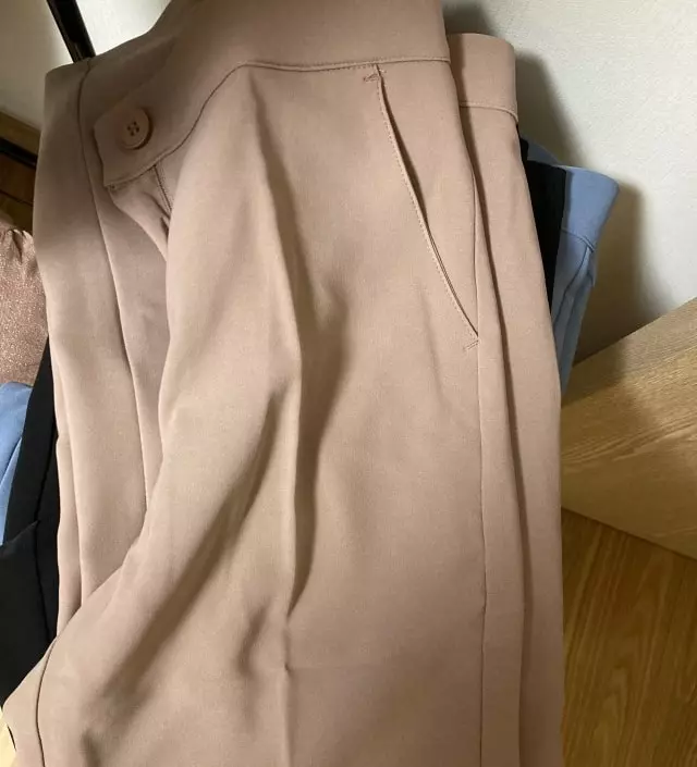 키작녀들의 구원템 고고싱 슬랙스.. 벌써 스무장은 넘게 산것같습니다…보풀은 잘 나지