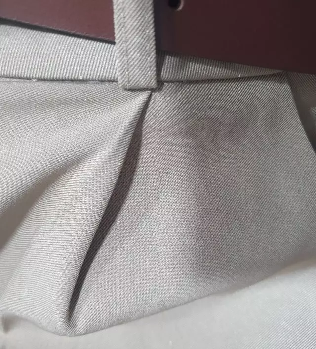 바지는 너무 좋으나 본인다리가 너무 짧아서 슬프네용
