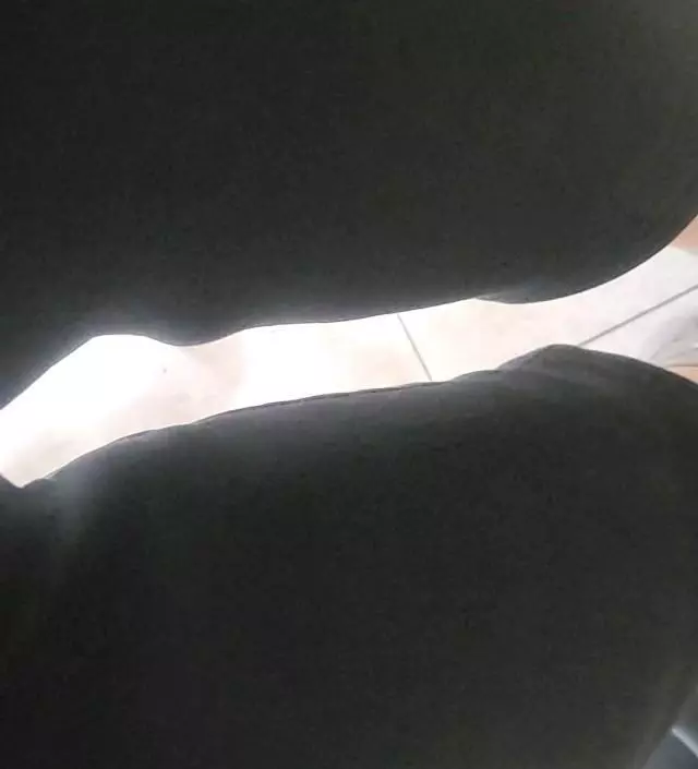 뱃살을 조금만 더빼면 예쁘게 입을 수 있을 거 같아요
