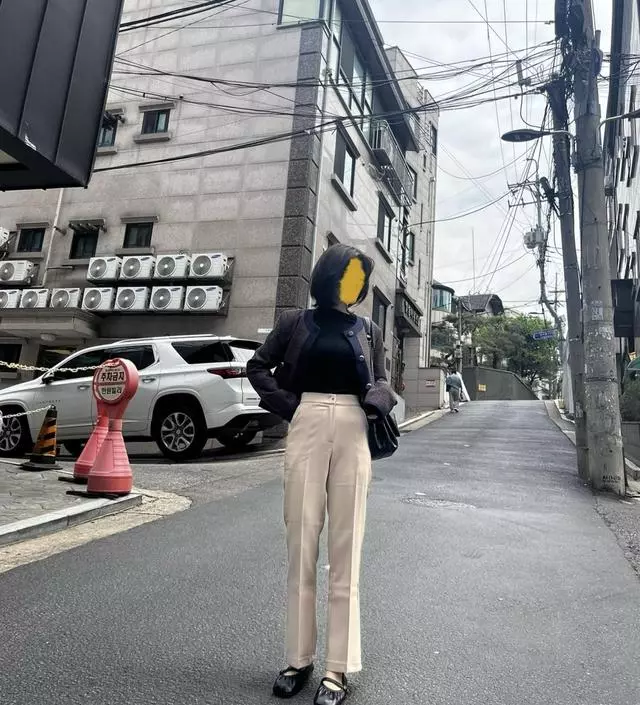 키 153 cm, 41 kg 키작녀입니다! 
