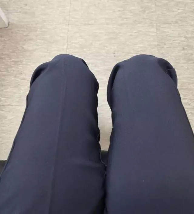 신축좋고 색도 딱 원하던 네이비입니다.
