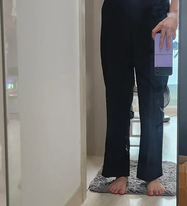 s사면 너무 작을것 같아 m 구매했는데 S여도 충분했을 것 같아서 좀 후회되는중 ㅠㅠ 핏