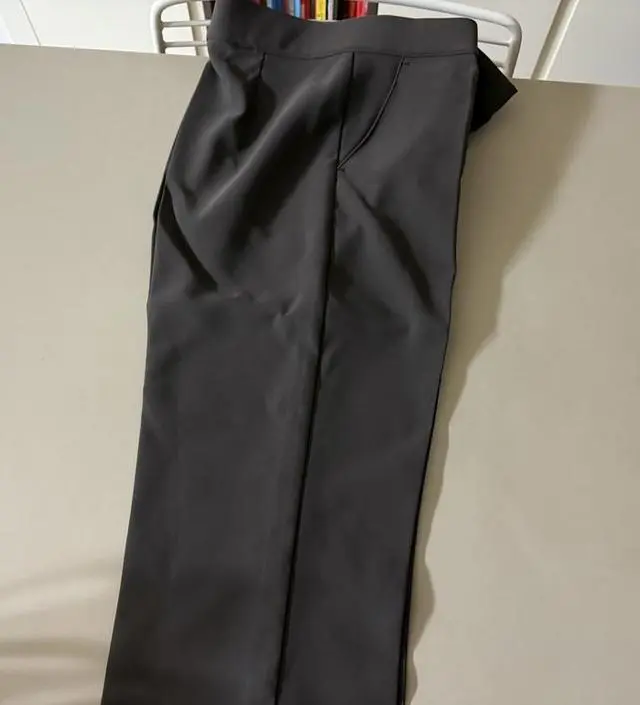 이젠 철마다 구매하는 고고싱 슬랙스! 카키브라운은 가을 겨울에 진리입니다 출근룩으로