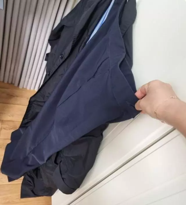 회사유니폼으로 너무 잘입고있어욪
