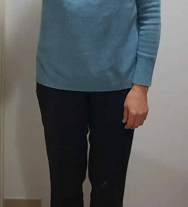 기모바지 입기전까지 입을만한 도톰한 스판바지네요. 스판기가 짱짱해서 편합니다. 평소