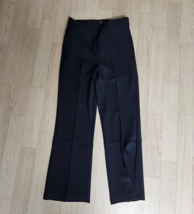 역시 믿고 사는 고고싱입니다!!!!! 170에 L 도 다시 나왔으면 좋겠어요ㅠㅠㅠㅠㅠ 하비