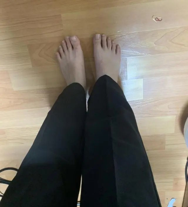 오ㅓ 진짜 너무 좋아요 기장 잘 맞고 원래 후기 잘 안쓰는데 자진해서 쓸정도로 행복해