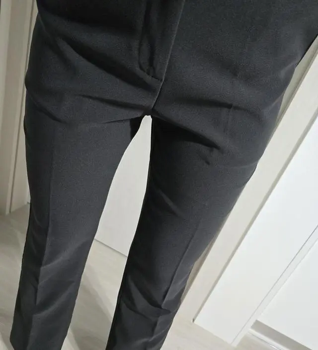 고고싱 바지는 정말 편안함 그 자체에요. 가격도 다른 쇼핑사에 비해 저렴한편이고 퀄리