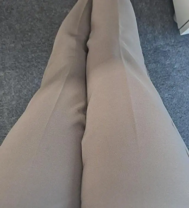 바지 두개 샀는데 다 사이즈는 잘 맞고 길이도 괜찮은데 엉덩이랑 주머니쪽에 보풀이 생