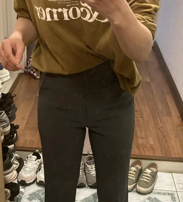 원래도 잘 입고 있다가 새로운 컬러 나왔길래 주문했어요
