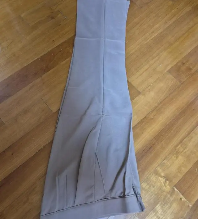 이제 50대다보니 사이즈가 여간 고민이 아니네요ㅠ 몸이 나이를 먹는다더니 고민끝에 M