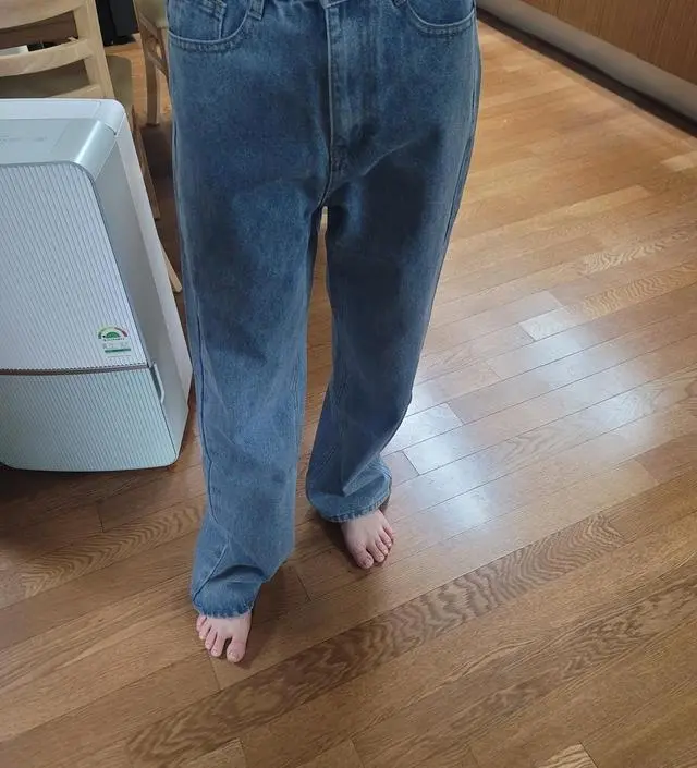 허리가 맞지않아 기성 사이즈는 사기가 힘들었는데 여기 바지는 사이즈도 딱 길이도 딱