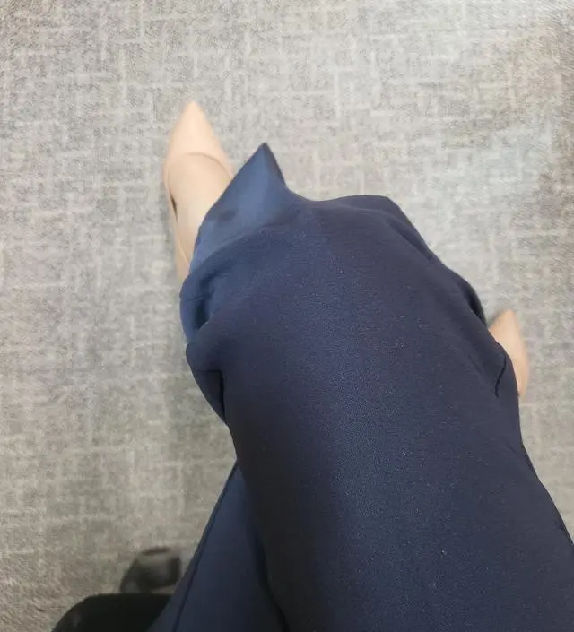 이바지를 깔별로 사서 4계절 다 잘 돌려입고 있어요. 1년 이상 입으면 보풀이 나기는 한