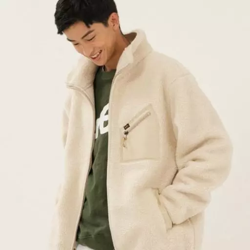 보아 하이넥 집업 자켓 아이보리