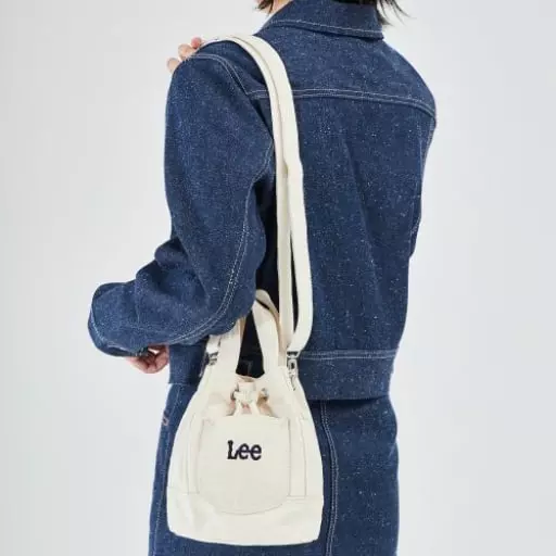 트위치로고 포켓 버킷백 아이보리