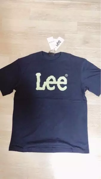 세일하서 싸게 주문했어요!편하게 입기 좋을것 같아요