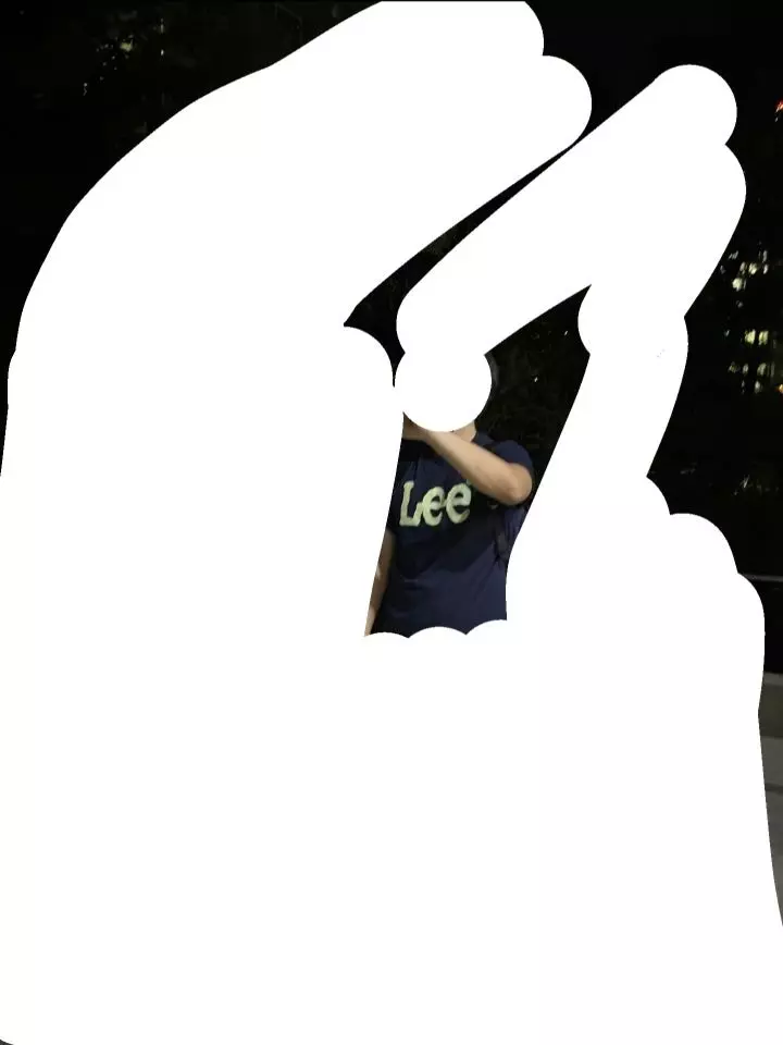 너무 이쁘고 이거만 맨날 입는거같아요 히히 잘 산 거 같아요