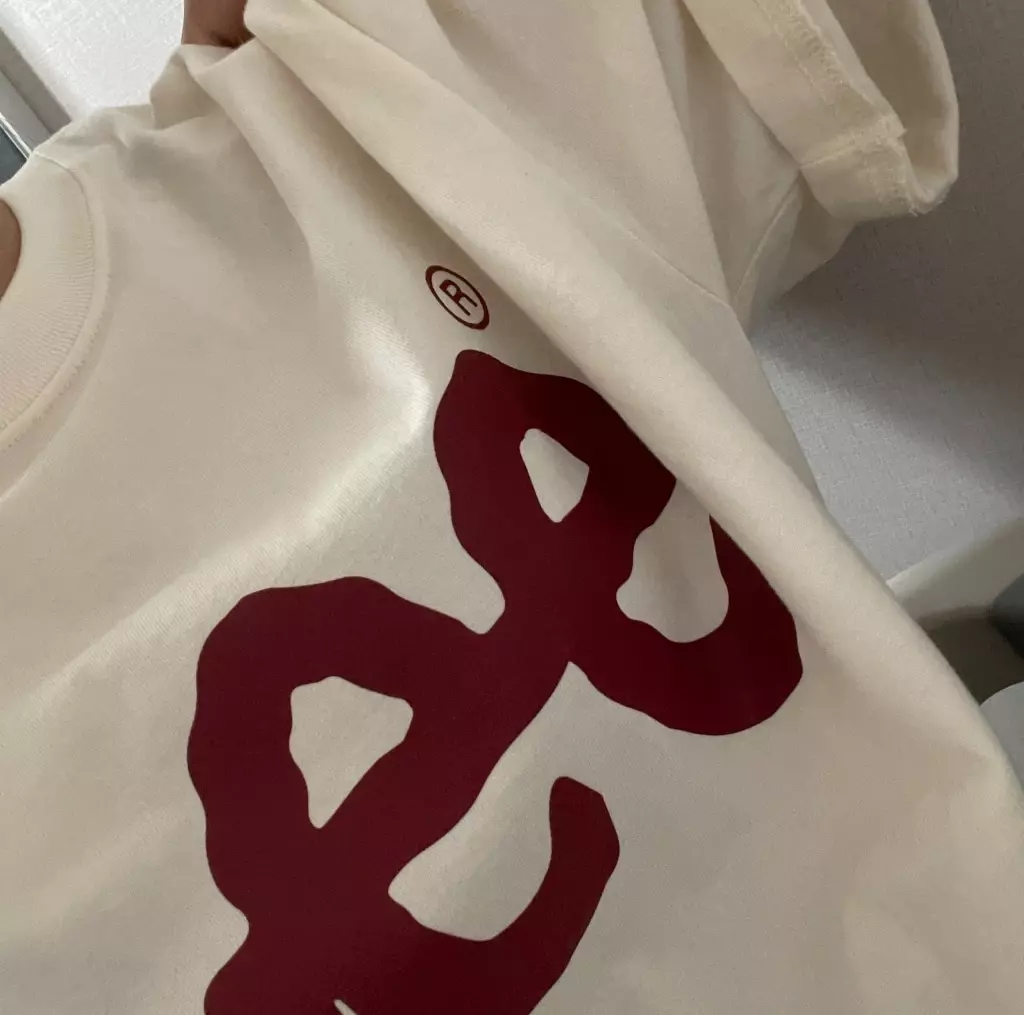 너무 이뻐용 색깔도 이쁘구 핏도 이뻐용 다른색상도 사고싶네용