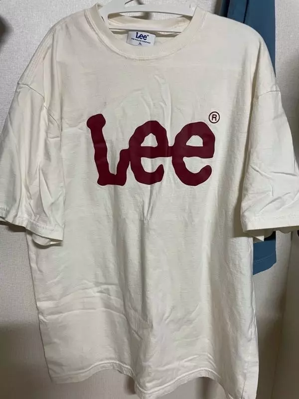 도톰하고 질 좋고 박시해요 건조기 돌린 후의 사징입니다 나름 ㄱㅊ