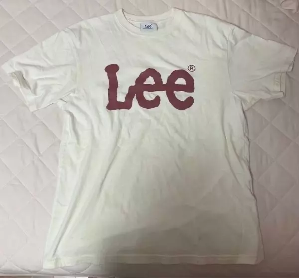 옷 재질도 좋고 잘 입고 다닐거 같아요 감사합니다.