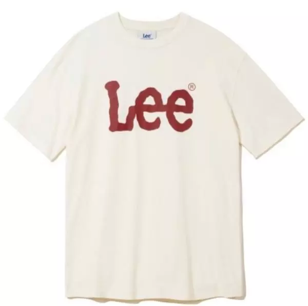 옷이 너무 이쁨 신축성도 좋음  잘 해지는 재질이 아니라서 괜찮은 듯