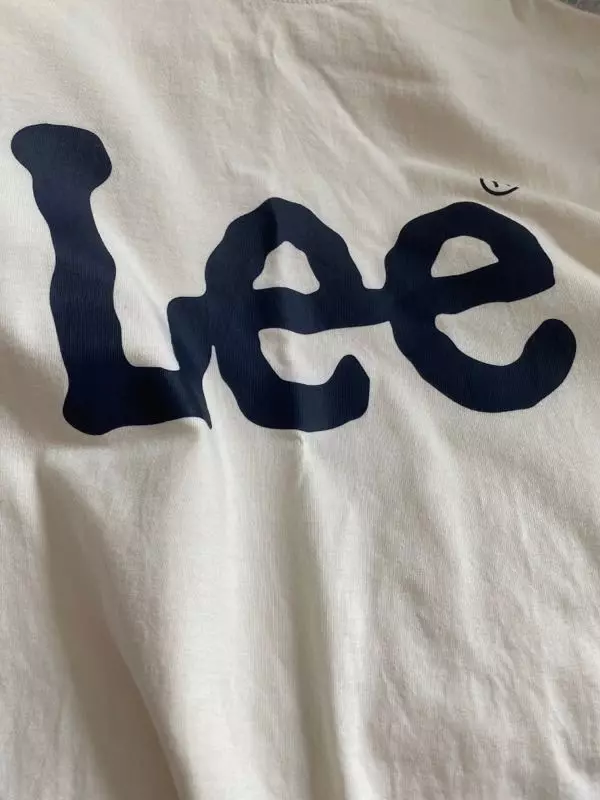 아이보리 색이랑 네이비랑 너무너무 잘 어울려요