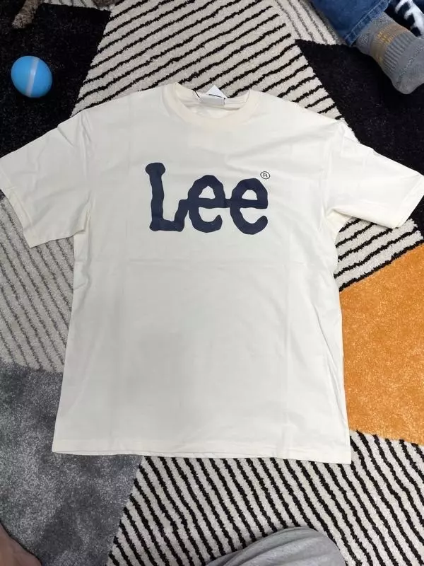 만족합니다 사이즈 딱맞아요! 잘입을게요 이쁘네요