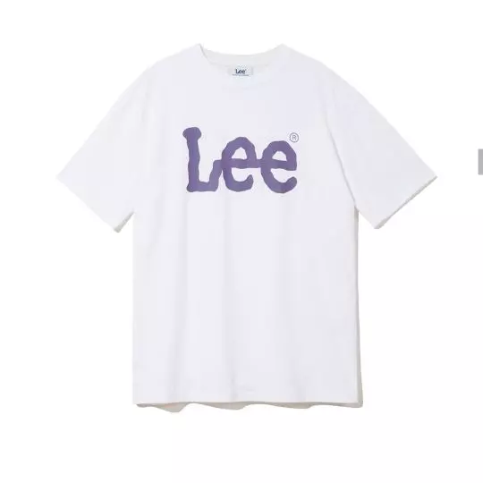 색감도 보이는대로고 예뻐요 163기준 엉덩이 거의 가리는 길이에요 편하게 입기 좋아요