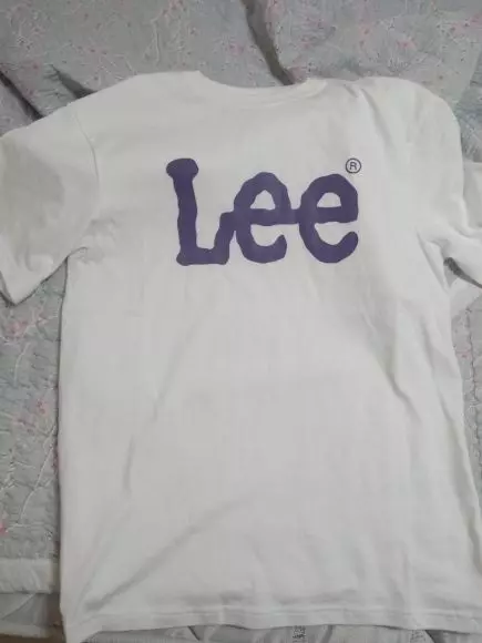 보라색 포인트가 흔하지않고 너무예쁩니다!!ㅎ 추천해요