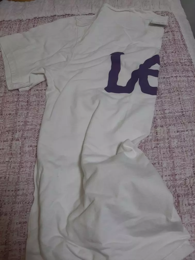 딱맞구요 다른옷이랑 다 잘어울려서 좋아요추천합니다