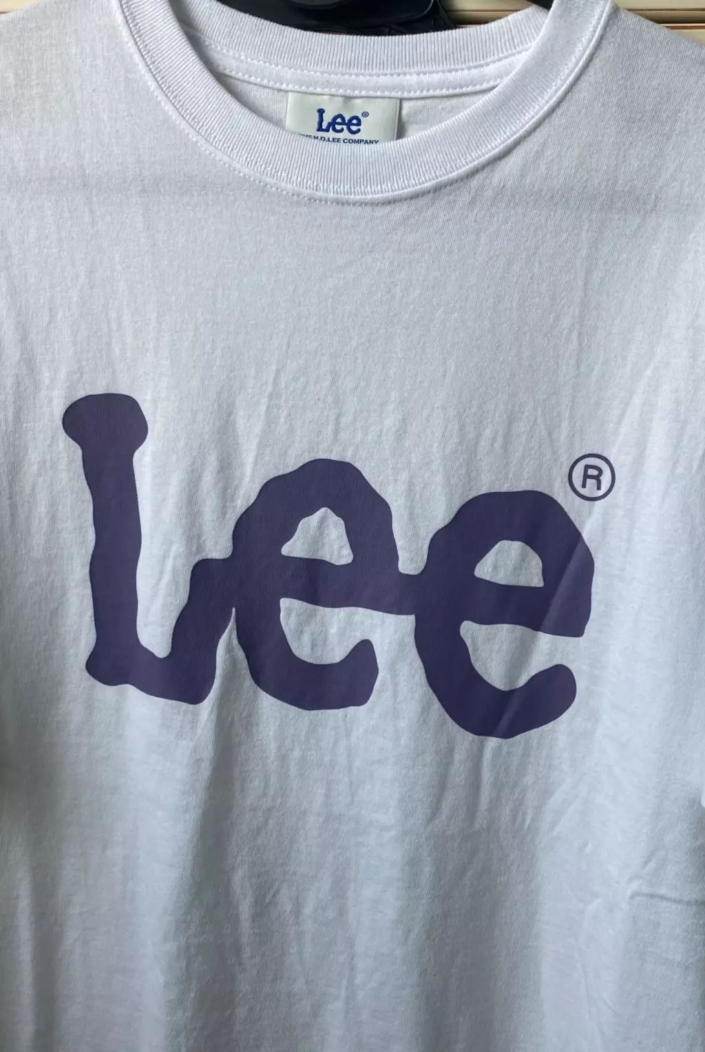 일단 실물갑입니다 ㅜㅜ남녀공용이라 에스 사이즈 입어도 충분히 널널한 핏이고 자주 입