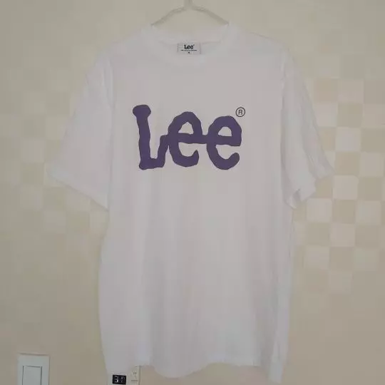 굿 잘 입을게요 별로 안 비쳐서 이너 따로 안 입어도 돼서 좋아요