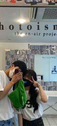 사이즈도 너무 크지 않게 딱 잘 맞고 데일리로 입기 좋은거 같아요~