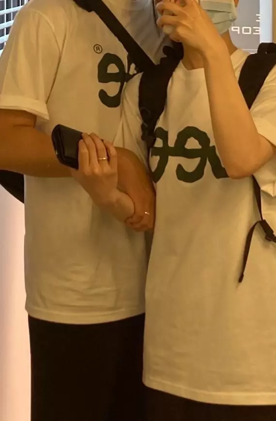 진짜 질도 좋고 넘넘 이뻐요 색고민하다가 그림했는데 굿입니당!!!!