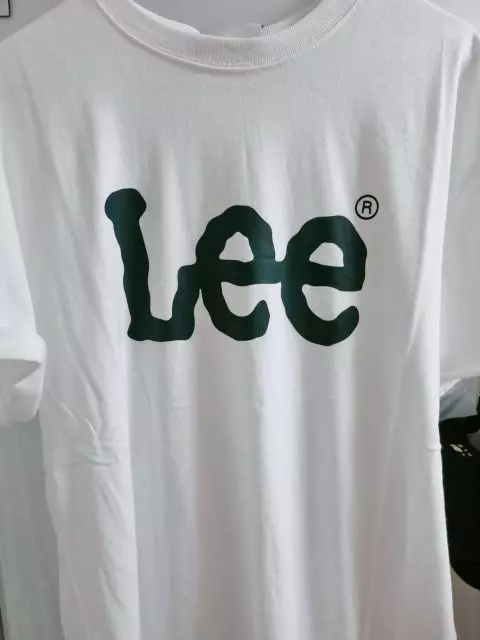 아주만족합니다 와이프랑 몇개를 샀는지 모르겠네요 일단 두깨도 좋고 색감도 선명하고