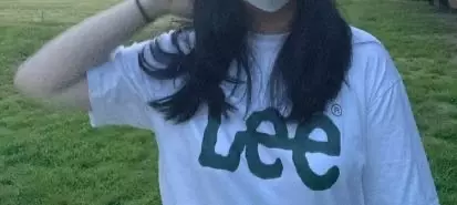 통 넓어서 좋아용 근데 팔이 조금 길어서 팔 부분은 접어서 입는게 예뻐요!