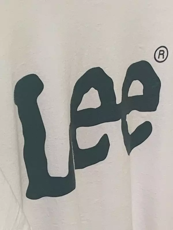 좀 크긴 하지만 넘 예뻐요 다른 색으로도 사고싶습니다ㅜㅜ