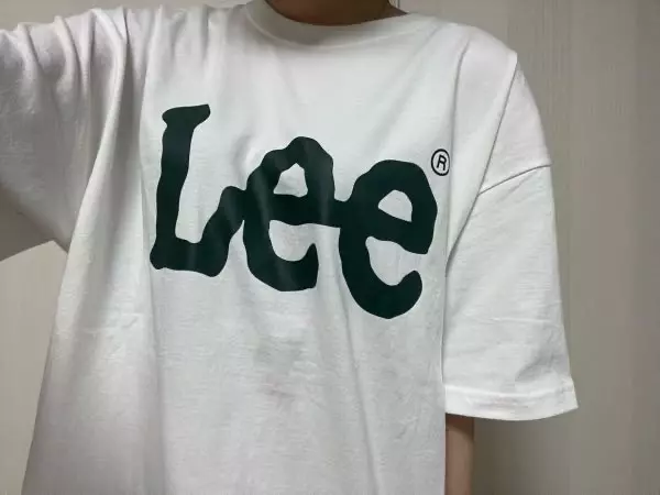 예뻐용~~생각했던거 보다 더 예뻐서 잘 입을거같아용!