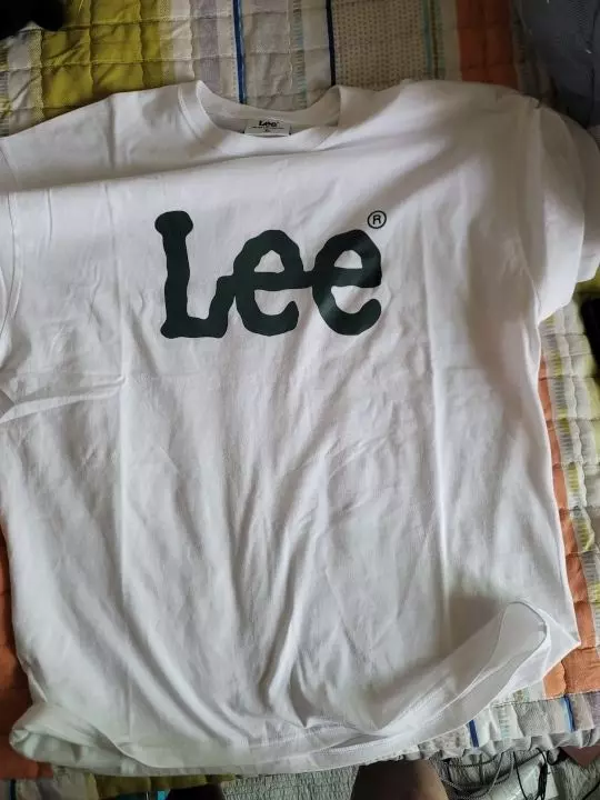 옷 쫀쫀하고 이쁘네요! 편하게 잘 입을 수 있을 거 같아요.