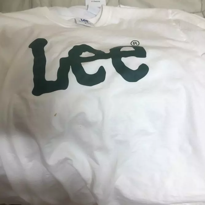 상품사진과 같은 느낌이라 만족합니다.아주 좋아요.