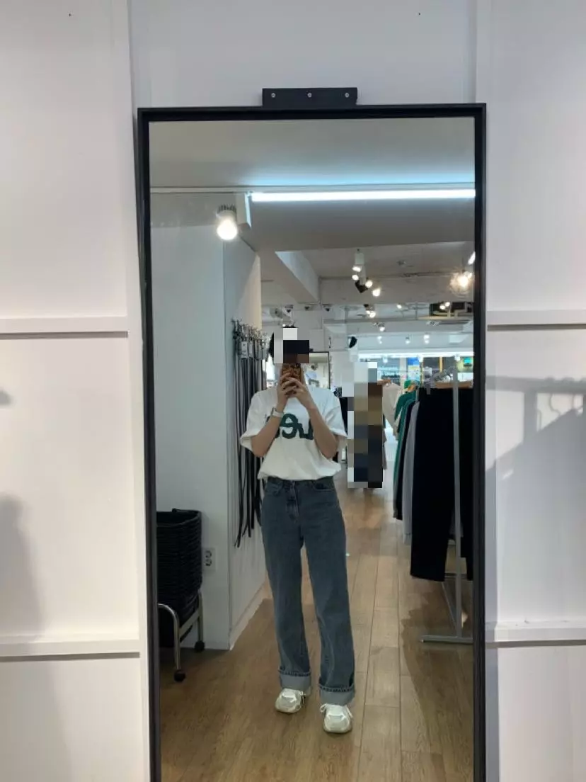 크게 입는거 좋아해서 샀어요S샀어도 됐을 것 같아요