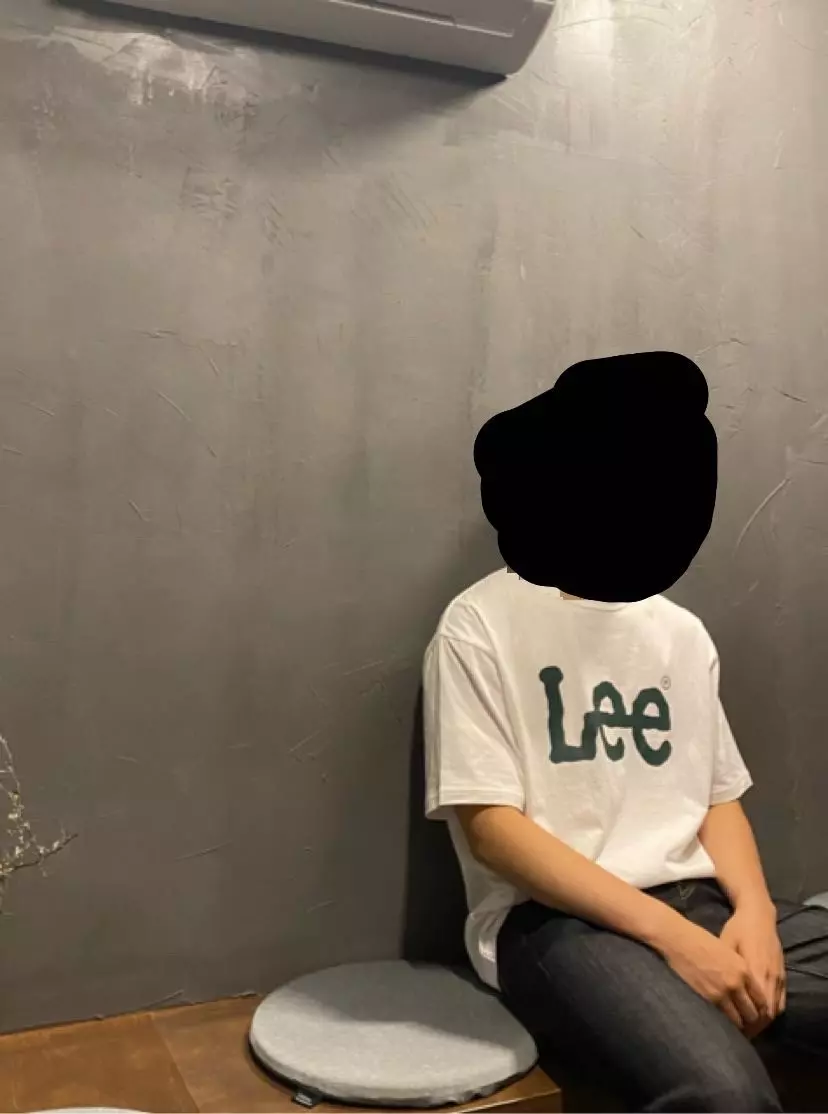 진짜 이쁘고 잘 산 거 같아서 평소에 잘 입고 있어요