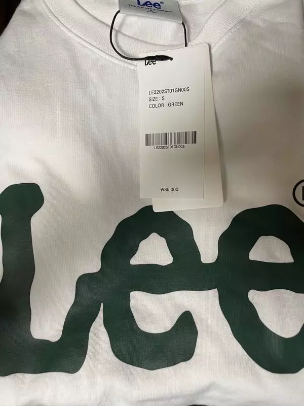 스몰사이즈인데도 커서 힙하게 입을수있어요!! 굳굳!!