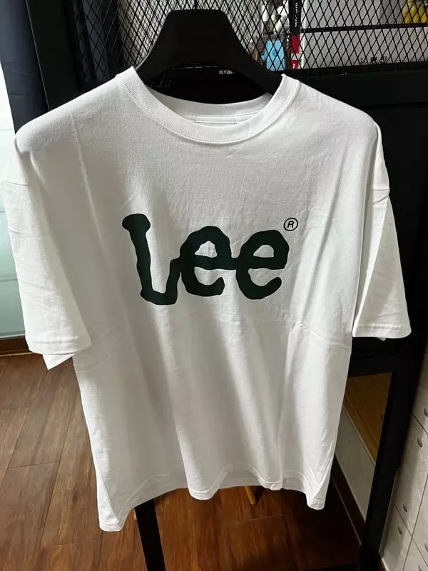 깔끔합니다 종류별로 한장씩 다 사고싶을정도네요